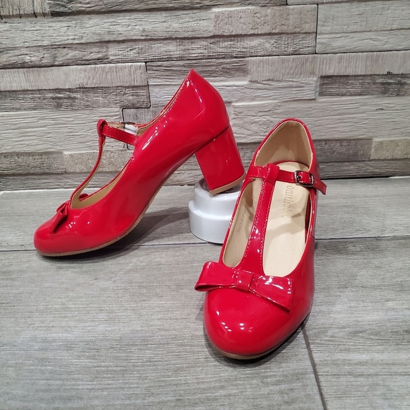 Women's Red T-Strap Heels - Picture 4 of 8